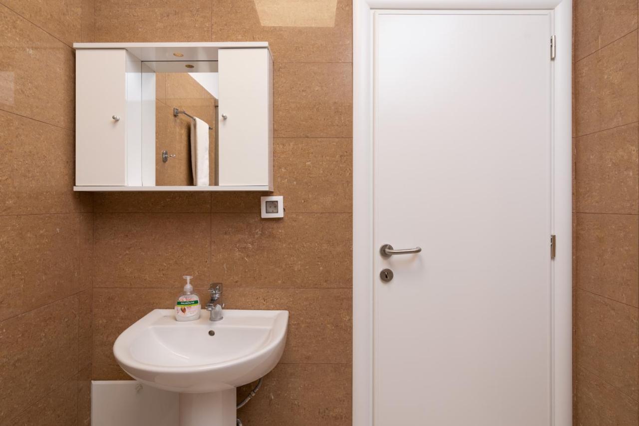 Lungo Mare Apartment Gennadi Exterior foto