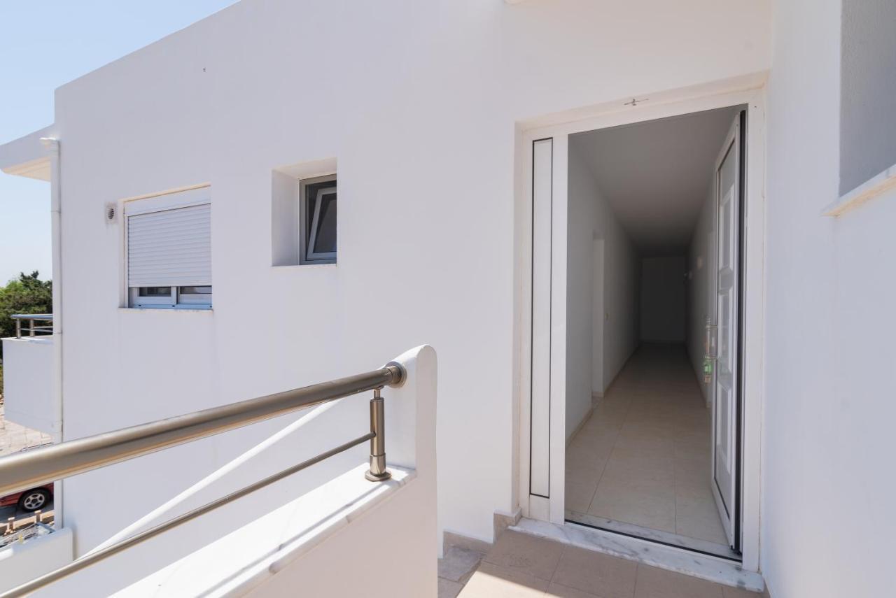 Lungo Mare Apartment Gennadi Exterior foto